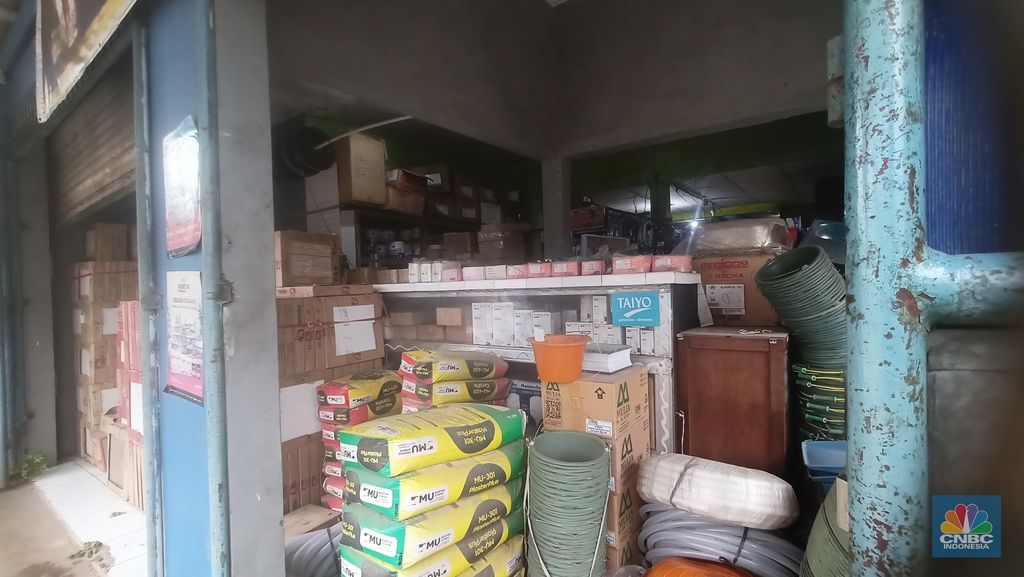 Bahan baku bangunan impor bukan hanya sebatas semen maupun keramik. Belakangan juga muncul produk impor lain yang masuk ke pasar RI, diantaranya yakni hebel. (CNBC Indonesia/Ferry Sandi)