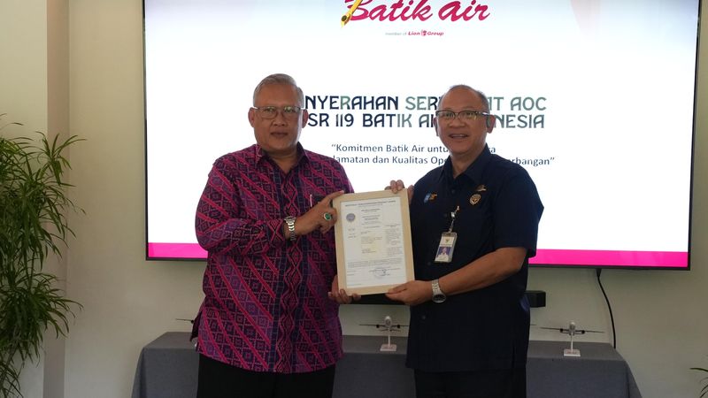 Batik air terima sertifikat CASR 119 dari Kemenhub