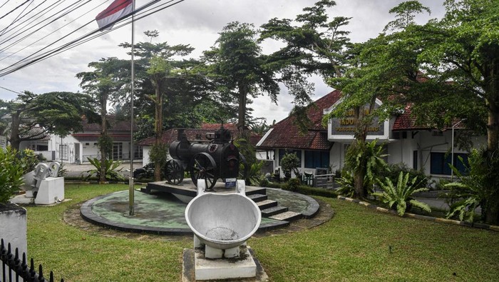 Suasana Museum Timah Indonesia di Pangkal Pinang, Kepualauan Bangka Belitung, Selasa (21/1/2025). Museum Timah menyimpan koleksi peninggalan sejarah khususnya sejarah penambanqan timah di Pulau Bangka Belitung yang dimulai sejak Kesultanan Palembang abad 16 Masehi dan saat ini Museum Timah Indonesia telah diakui sebagai salah satu Benda Cagar Budaya Kota Pangkal Pinang. ANTARA FOTO/Nova Wahyudi/rwa.