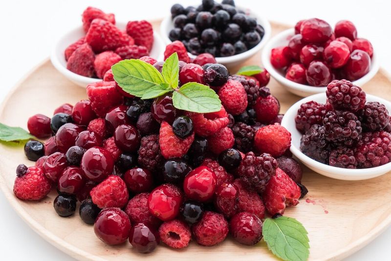 Ilustrasi buah beri/Foto: Freepik.com/topntp26