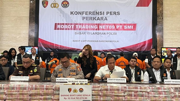 Jumpa pers Bareskrim Polri terkait Sita RP 52,5 M Kasus Robot Trading Net89