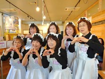 Kafe Unik di Jepang, Pelayannya Oma-Oma