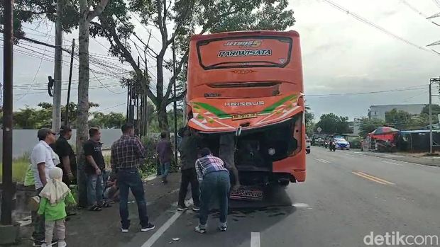 Kecelakaan bus rombongan PAUD dari Purworejo di Jalan Wates-Purworejo, wilayah Dusun Mlangsen, Kalurahan Palihan, Temon, Kulon Progo, Rabu (22/1/2025).
