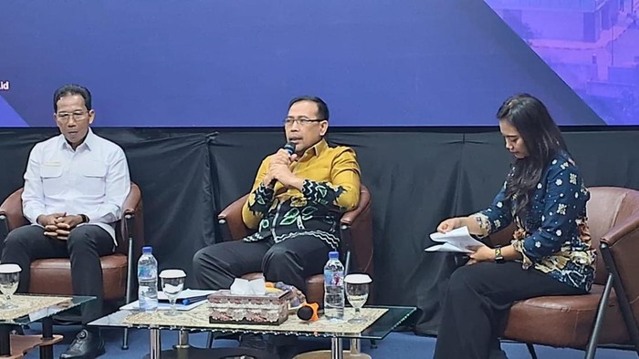 Ketua Ombudsman RI, Mokhammad Najih dalam acara Coffe Morning di Kantor Ombudsman RI, Jakarta, Rabu (22/1/2025).