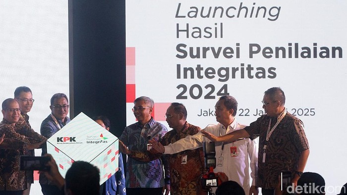 KPK Rilis Skor Integritas Kementerian-Pemda KPK merilis hasil Survei Penilaian Integritas (SPI) tahun 2024 terhadap kementerian, lembaga, hingga pemerintah daerah. Berikut ini hasil survei tersebut.