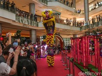 Daya Beli Turun-PHK Massal tapi Banyak Orang Liburan, Fenomena Apa Ini?