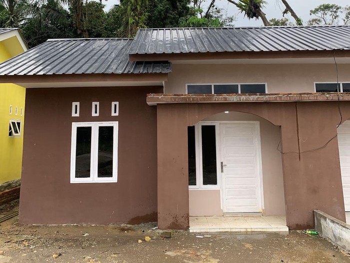 PERUMAHAN DI PERUMAHAN SUMBER JAYA INDAH BARTONG