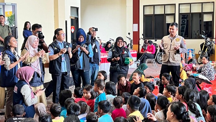 Ratusan anak terdampak kebakaran Kemayoran Gempol, Jakarta Pusat kini berada di pengungsian posko Polres Metro Jakarta Pusat.