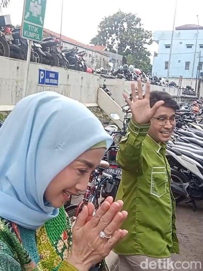 ruben onsu dan desy ratansari ruben onsu dsn desy ratnasari