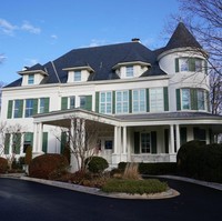 Rumah dinas wakil presiden Amerika Serikat (AS) berlokasi di Naval Observatory, Washington D.C. Penampakan rumah ini, terutama bagian dalamnya, memang jarang terekspos ketimbang Gedung Putih, kediaman resmi presiden AS. (Foto: AP Photo/Patrick Semansky)