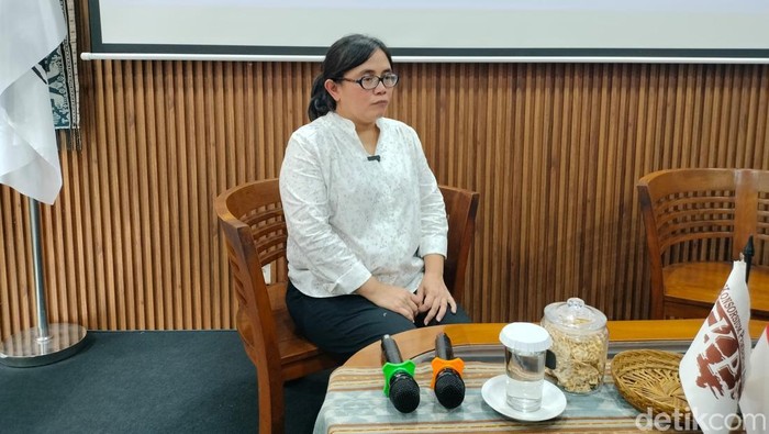 Sekretaris Jendral Konsorsium Pembaruan Agraria Dewi Kartika