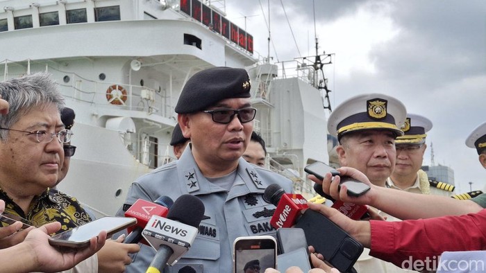 Sestama Bakamla Laksamana Muda Samuel Kowaas