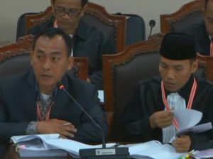 Paparkan Data Tanpa Lampirkan Bukti, Kuasa Hukum KPU Sumut Ditegur Ketua MK