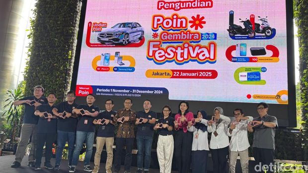 Telkomsel Poin merupakan program loyalitas Telkomsel untuk mempertahankan para pelanggannya tidak berpindah ke operator seluler tetangga.