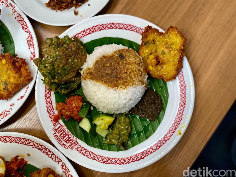 Warung Taburai