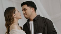 7 Potret Aaliyah Massaid Si Calon Ibu