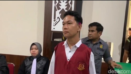 Agus alias IWAS siap menjalani sidang lanjutan di PN Mataram, NTB, Kamis (23/1/2025).