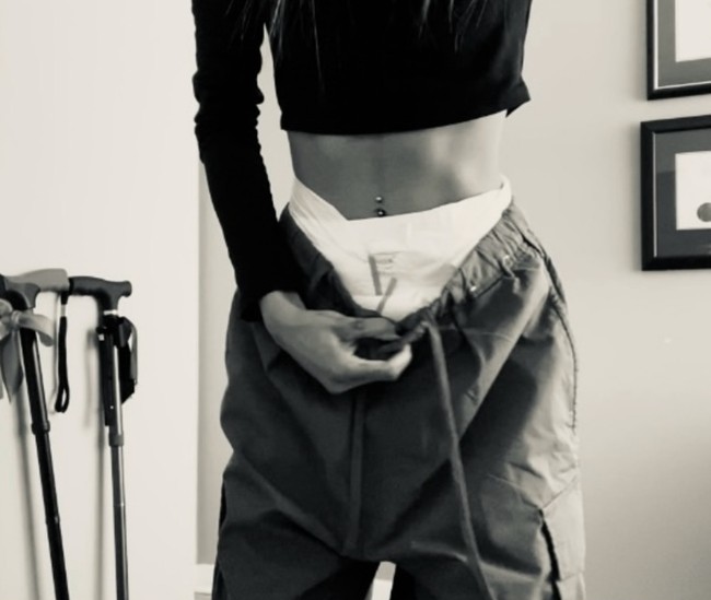 Namun, setelah berinteraksi dengan komunitas Adult Baby Diaper Lover (ABDL), pandangannya berubah. Banyak juga dari mereka yang juga mengalami inkontinensia. Foto: dok. Instagram @bumblepree