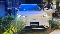 Geely EX5 akan mempunyai beberapa keunggulan. Pertama adalah platform GEA (Geely  Electric Architecture). Platform ini bisa memaksimalkan ruang dan kenyamanan berkat teknologi Cell To Body (CTB) untuk baterai kendaraan listriknya. Foto: Luthfi Anshori/detikOto