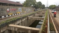 Kolam retensi ini dapat menampung air dengan kapasitas 7 ribu meter kubik, yang dibangun selama 1,5 bulan.