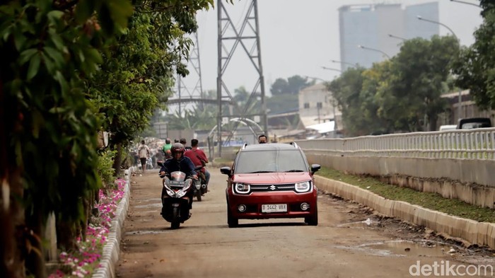 Kolam retensi di Pasar Gedebage. Kolam retensi di Pasar Gedebage.