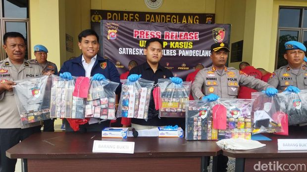 Komplotan pembobol toko minimarket di Pandeglang diciduk polisi.