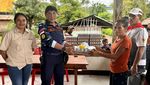 Korban Erupsi Lewotobi Laki-Laki Dapat 10 Ribu Susu dan Masker