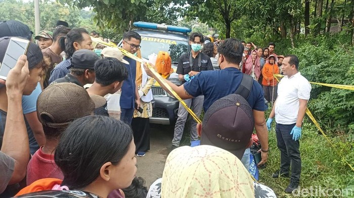 Lokasi penemuan mayat wanita dalam koper di Ngawi