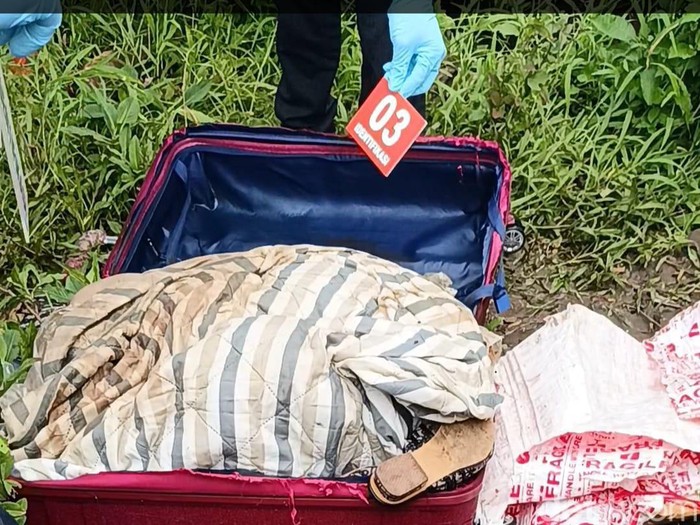 Mayat perempuan dalam koper di Ngawi