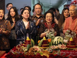 HUT Ke-78, Megawati Beri Tumpeng ke Guntur Soekarnoputra hingga Ganjar