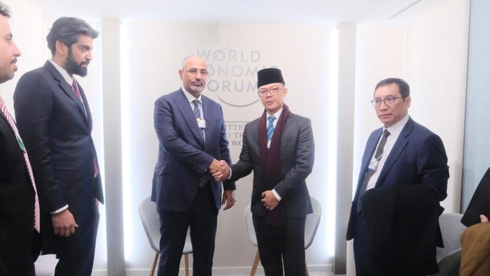 Menteri Luar Negeri RI Sugiono melakukan pertemuan bilateral dengan Wakil Presiden Dewan Pemimpin Kepresidenan Yaman Aidarous Al-Zoubaidi.
