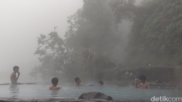Objek wisata Talaga Bodas Garut