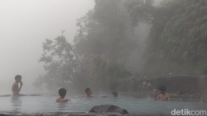 Objek wisata Talaga Bodas Garut