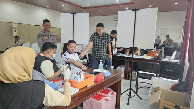 Pemeriksaan Kesehatan Personel Polres Mojokerto Kota