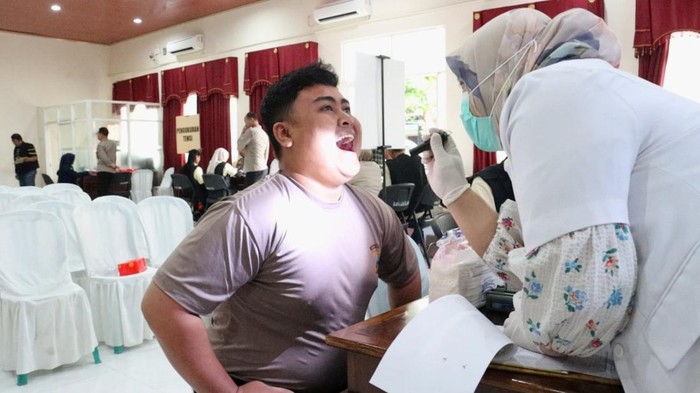 Pemeriksaan Kesehatan Personel Polres Mojokerto Kota