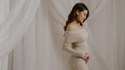 7 Potret Aaliyah Massaid Si Calon Ibu