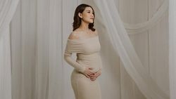 7 Potret Aaliyah Massaid Si Calon Ibu