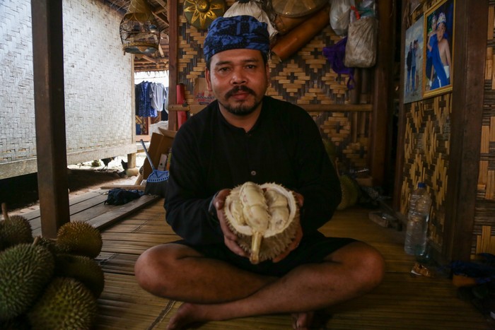 Penjual Durian Baduy, Jamal