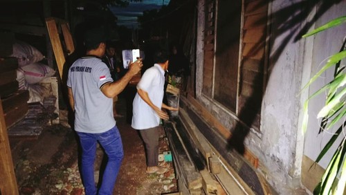 Curi Kayu Bekas untuk Foya-foya dan Judi Online, 4 Pria di Mataram Ditangkap