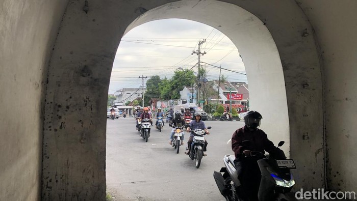 Potret Plengkung Gading, Kamis (23/1/2025) pukul 16.30 WIB.