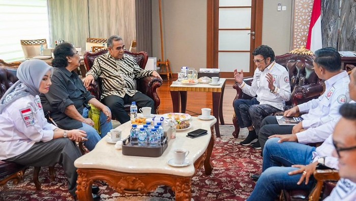 Rhoma Irama temui Ahmad Muzani di DPR/MPR