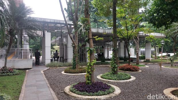 Ruang kerja terbuka di Gedung Sate Bandung