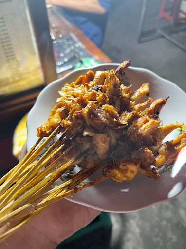 sate asin pedas di Bandung