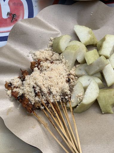 sate asin pedas di Bandung