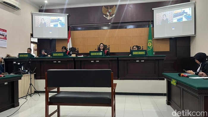 Sidang vonis Bruptu Dila di PN Mojokerto