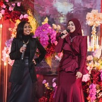 Siti juga terlihat begitu bahagia dan turut aktif di perayaan ulang tahunnya. Unggahan Siti pun banjir ucapan selamat dari para netizen. Foto: Instagram/@ctdk