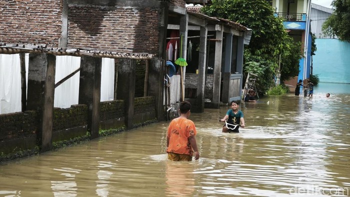Suasana banjir di Dukuh Kesongo, Sukoharjo, Kamis (23/1/2025).