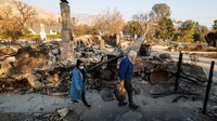 Greg Dawley menjadi salah satu warga yang rumahnya ludes terbakar.  