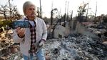 Warga California Meratapi Rumahnya yang Ludes Terbakar