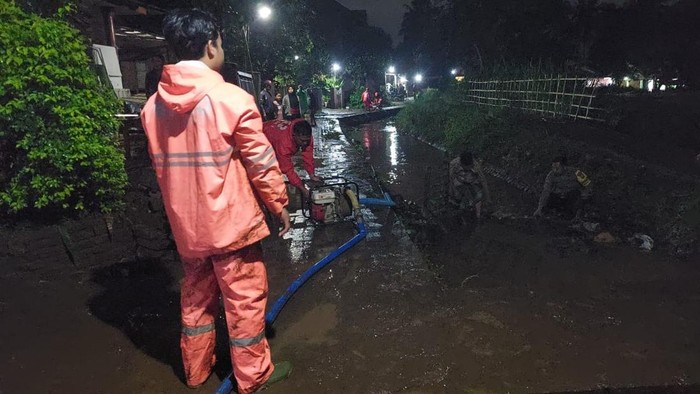 banjir luapan sungai di Malang